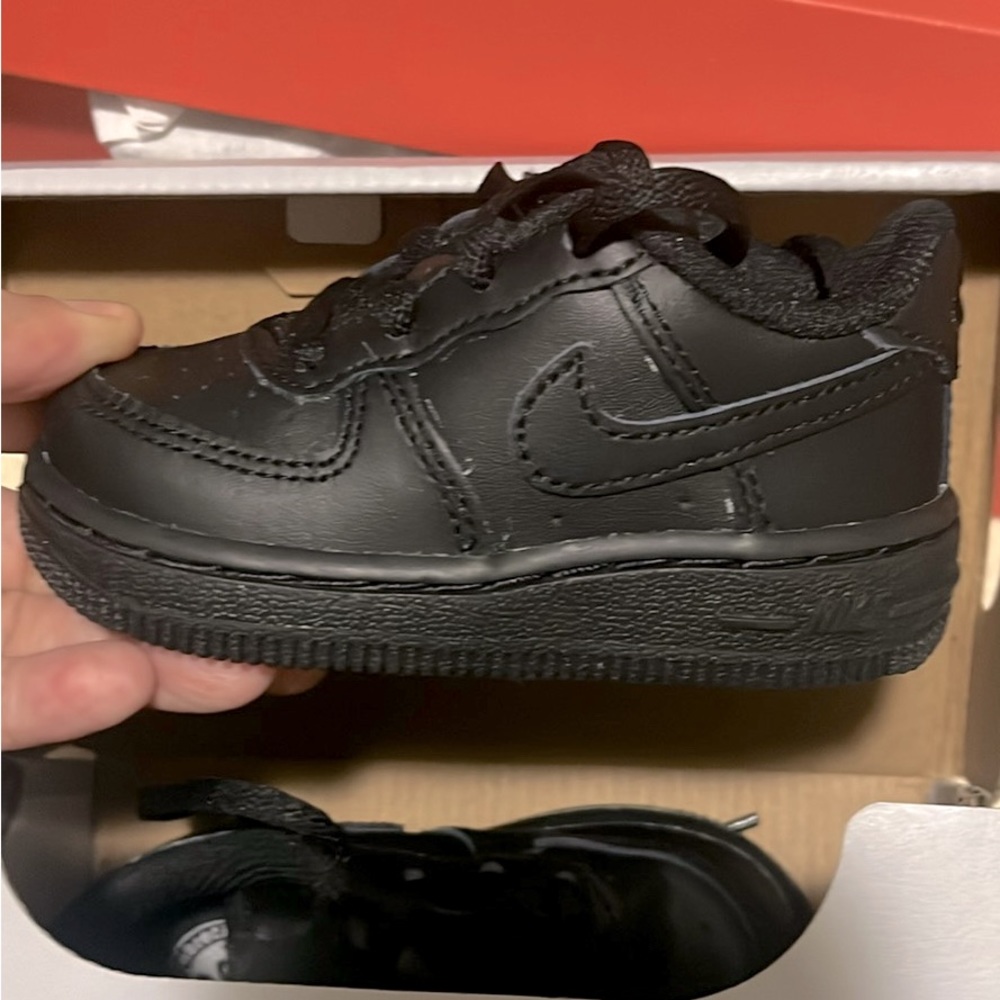 Baby size 5c black air forces